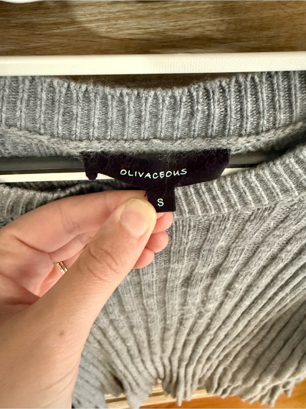 Olivaceous Gray Ribbed Crew Neck Sweater - Picture 3 of 3